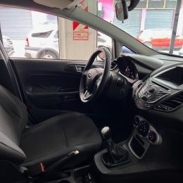 Foto 15 de Ford Fiesta