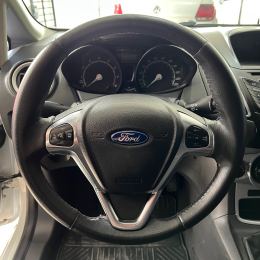 Foto 18 de Ford Fiesta