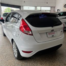 Foto 6 de Ford Fiesta
