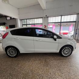 Foto 7 de Ford Fiesta